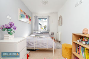 Bedroom- click for photo gallery